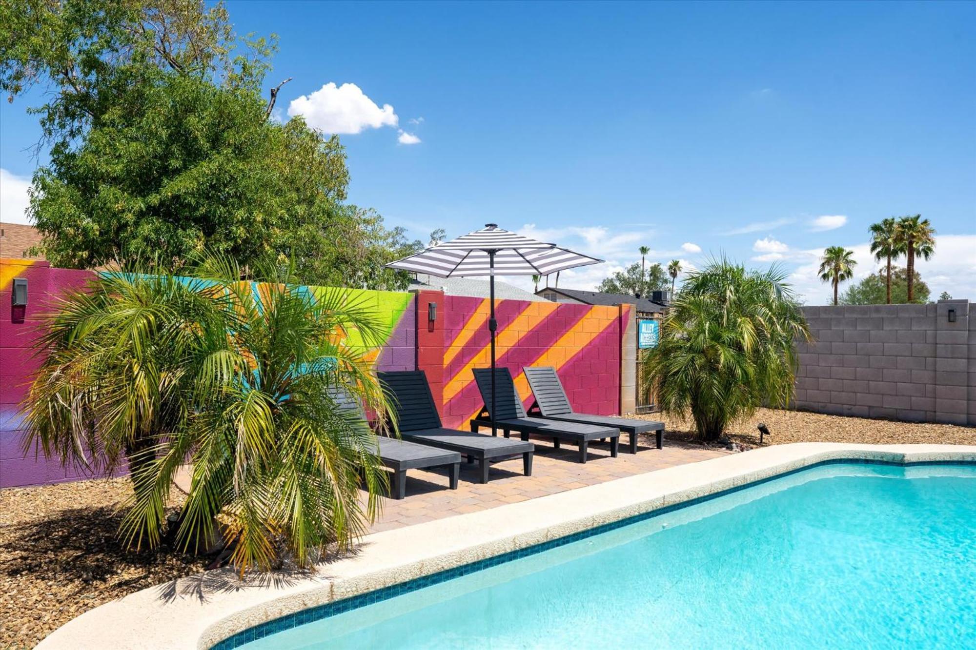 צ'נדלר Mini Golf Fire Pit Pool Game Room מראה חיצוני תמונה